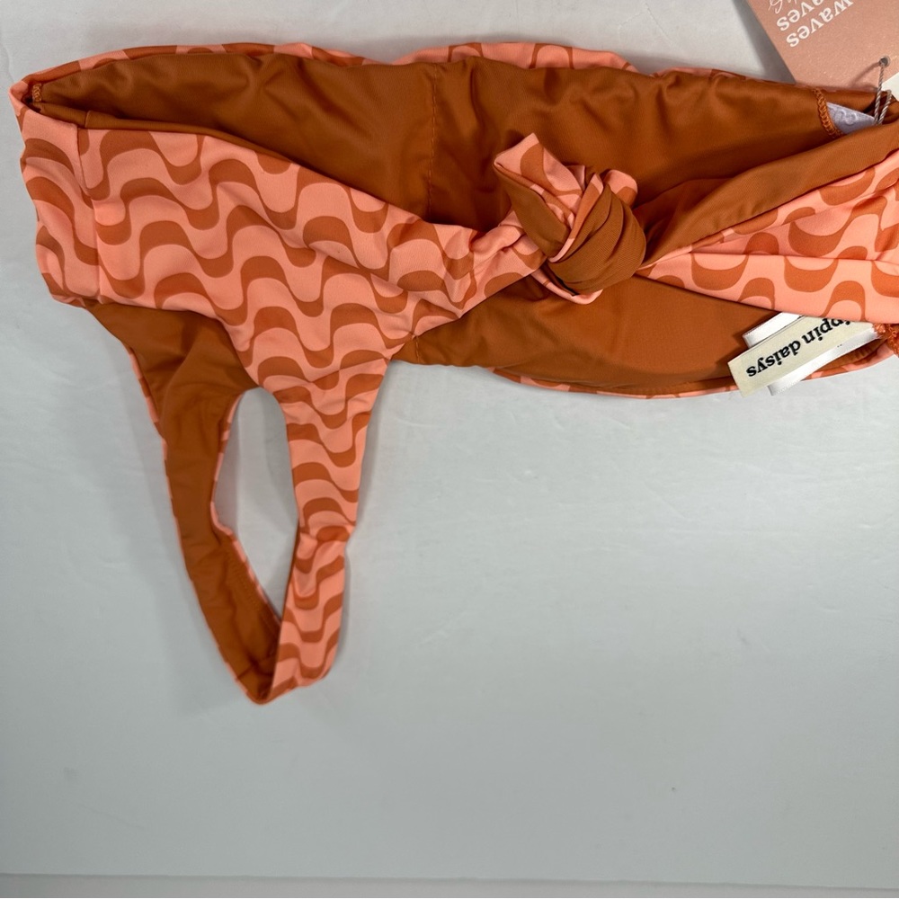 Dippin Daisys Swim Top Women’s Small Cali Bikini New Wave Back Tie NWT - Picture 8 of 13